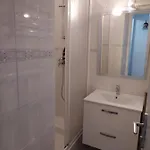 Restaure A 50 M De La *