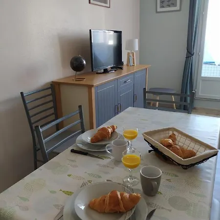 Restaure A 50 M De La Saint-Hilaire-de-Riez